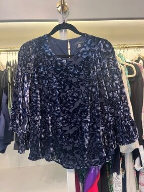 Blue velvet bell sleeve blouse floral xs Drew